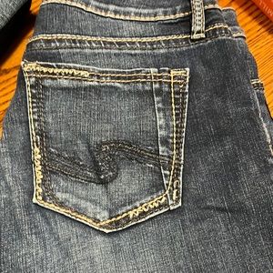 Silver Jeans “Suki” Skinny size 30/29. Medium wash